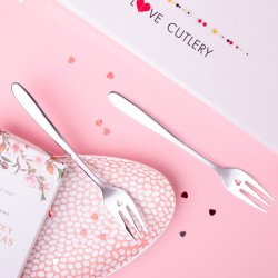6 db-os szívecskés desszertvilla készlet - Love Cutlery